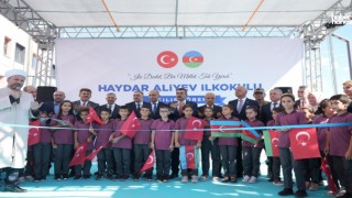 Bakan Tekin Kahramanmaraş’ta Haydar Aliyev İlkokulu’nun Açılışını Yaptı