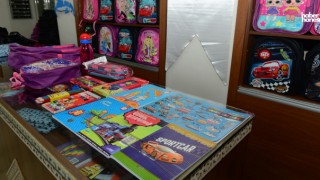 Kahramanmaraş’ta Eğitim Destekleri Devam Ediyor: Öğrencilere Kırtasiye Paketleri