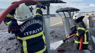 Kahramanmaraş'ta Metal Fabrikası Bacasında Yangın Maddi Hasara Neden Oldu!