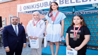 Onikişubat Belediyesi'nden Gençlere Tam Destek: Yaz Yüzme Kursu Şenlik Yarışmalarıyla Sona Erdi