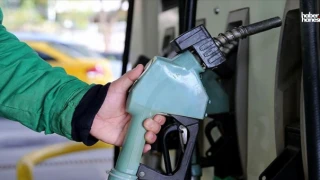 Çifte İndirimden Sonra Çifte Zam! Benzin ve Motorine Fiyat Artışı Geliyor