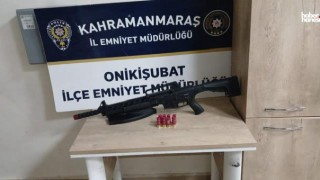 Kahramanmaraş'ta 17 Yaşındaki Genç Ruhsatsız Silahla Yakalandı!