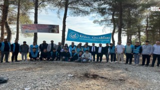 Kahramanmaraş’ta 'Biz Kardeşiz' Projesi: Ülkü Ocakları’ndan Çınar Ağacı Dikimi!
