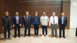 Gaziantep'te Satranç Tutkunları Türkiye Kupası İçin Yarışı