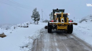 Kahramanmaraş Büyükşehir'in Kış Mesaisi: Kar Küreme ve Tuzlama Seferberliği!