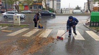 Kahramanmaraş’ta Bayramda Yağış Sonrası Temizlik Operasyonu Sürüyor