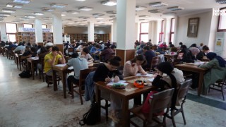 Kahramanmaraş’ta YKS’ye Hazırlanan Gençlere Ücretsiz Deneme Sınavı Fırsatı