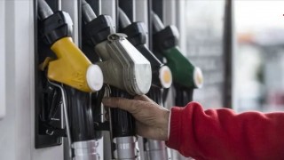 Akaryakıta İndirim Yağmuru: Motorine ve Benzine Büyük Düşüş Geliyor