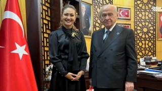 Zuhal Karakoç Dora: ‘Liderimiz Devlet Bahçeli Dimdik Ayakta!’