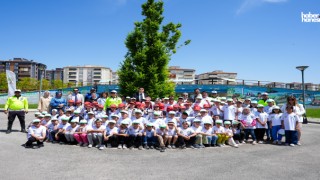 Başkan Yılmaz Trafik Eğitim Parkı’nda Miniklerle Buluştu