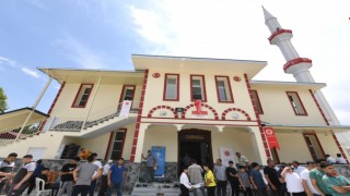 Kahramanmaraş'ta Depremde Yıkılan Osmangazi Camii, Yeniden Cemaatle Buluştu!