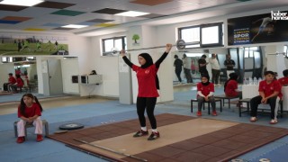 Şehitkamil Belediyesi’nden Çocuklara Halter Kursu Sürprizi!