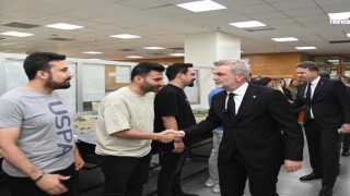 Başkan Fırat Görgel, Belediye Personelinin Bayramını Kutladı: 'Emeğiniz Kıymetli'