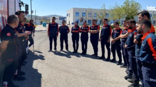 Kahramanmaraş Büyükşehir İtfaiyesi’nden AFAD Ekiplerine Yangın Eğitimi
