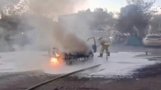 Kahramanmaraş’ta Otomobil Yangını Paniğe Yol Açtı