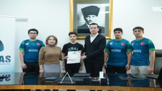 AKEDAŞ, Gençlere Spor ve Teknoloji Alanında Desteklerini Sürdürüyor