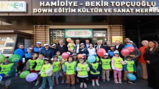 AK Kadınlar’dan DOKMER’de anlamlı Dünya Engelliler Günü programı