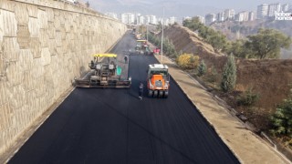 Sümbüllü Caddesi Baştan Sona Yenileniyor: Asfalt Çalışmaları Tamamlanıyor