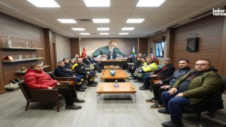 Başkan Umut Yılmaz’dan Kar Mesaisi Yapan Personele İkramiye Müjdesi