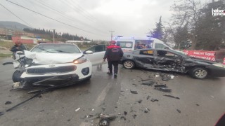 Kahramanmaraş’ta Kılavuzlu Parkı Önünde Kaza: 6 Yaralı
