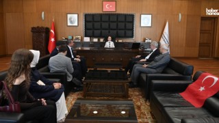 Kahramanmaraş Büyükşehir’de 23 Nisan Geleneği: Başkanlık Koltuğu Erva Zehra’nın Oldu