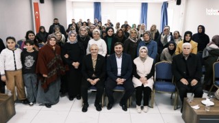 Kahramanmaraş Büyükşehir’in “Aile İçi İletişim” Söyleşisi Andırın’da Yoğun İlgi Gördü
