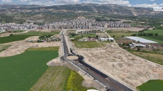 Doğukent ve Güneşevler Yolunda Sıcak Asfalt Çalışması Başladı