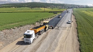 Dulkadiroğlu’nda grup yolu yenileniyor! 22 bin ton asfalt kullanılacak