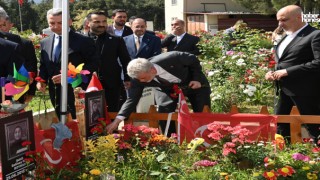 Kahramanmaraş’ta Şehitler ve Öğrenciler Dualarla Yâd Edildi
