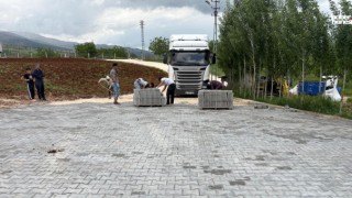 Kahramanmaraş Büyükşehir’den Çağlayancerit Kırsalına 3 Bin Metrekarelik Kilit Parke