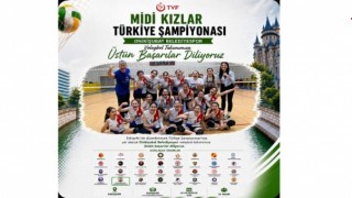 Onikişubat Belediyespor Midi Kız Voleybol Takımı Türkiye Şampiyonası Yolunda