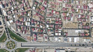 Kahramanmaraş Büyükşehir, Dulkadiroğlu’nda Sokak Sokak Asfalt Mesaisini Sürdürüyor