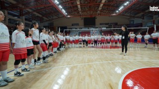 Kahramanmaraş Büyükşehir’den Kadın Voleyboluna Güçlü Altyapı Desteği