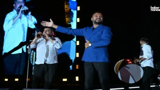 Kültür Yolu Festivali’nde Alişan sahneye çıktı: Kahramanmaraşlılardan yoğun ilgi